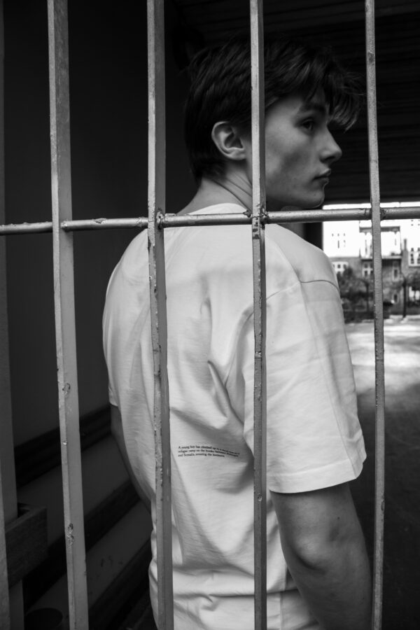 Unik Jan Grarup x Les Deux T-shirt